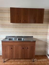 Mobile cucina con lavello