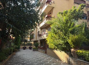 MONOLOCALE A ROMA