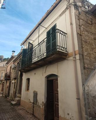 Pennadomo, casa semindipendente di 200 mq