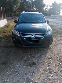 auto Volkswagen Tiguan 
