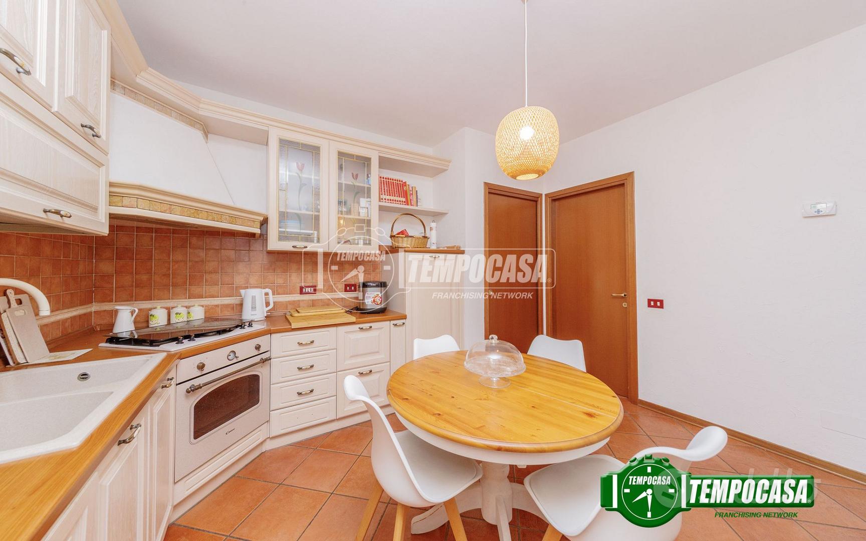 Casa – Vermezzo, Zelo Surrigone - Altro