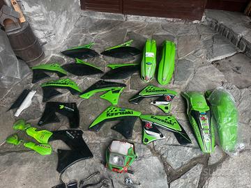 Ricambi/plastiche kawasaki kxf