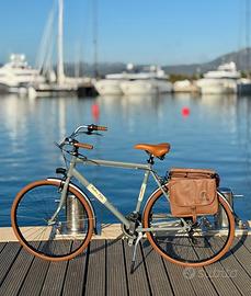 Bicicletta Canellini con borse - come nuova