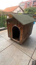 Cuccia in legno da esterno