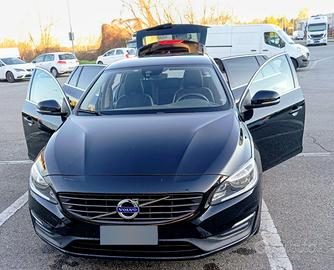 Volvo V60 D2 anno2016 diesel full optional euro6b