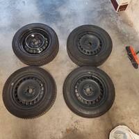 Gomme Invernali 185/60 R15 2023 con cerchi  4x100