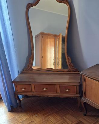 pettineuse armadio e testiera chippendale 