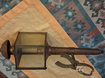 Lanterna antica da carrozza in ottone