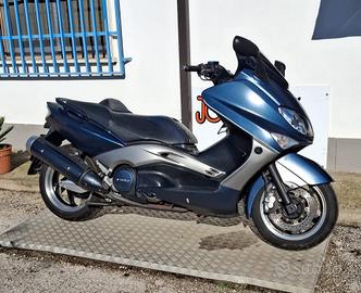 Yamaha T Max