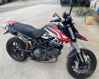 Ducati Hypermotard 796 (2011)