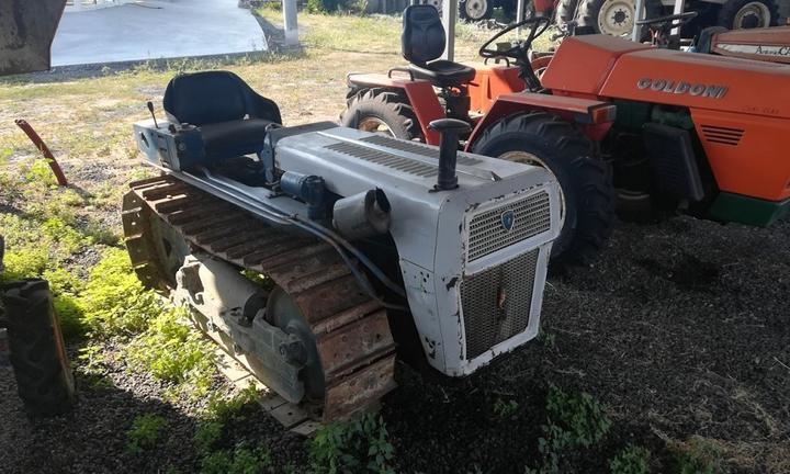 Trattore Lamborghini cingolato c 230 carro stretto