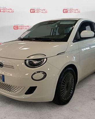 FIAT 500 Electric Icon + 118cv 42 kWh 320km WLTP