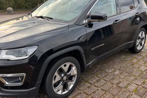 Jeep Compass 1.6 limited 144.000 km