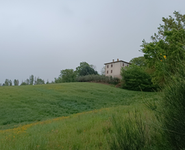 Villa singola con terreno circostante