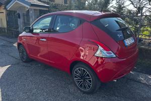 Lancia ypsilon hybrid