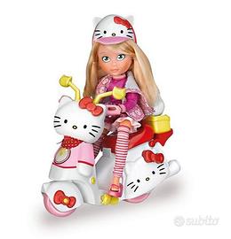 Hello kitty bambola con scooter