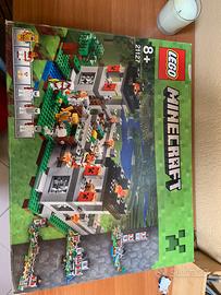 Lego Minecraft 21127