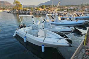 Barca open Skizzo 565 con motore Mercury Pro 40/60