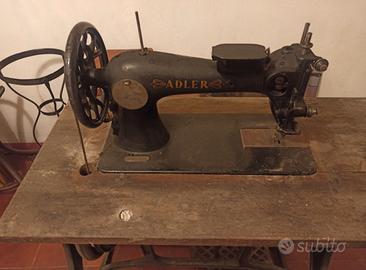Macchina da cucire d'epoca Adler - modello 4-2