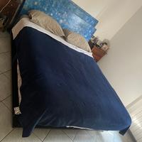 Letto a contenitore con alzarete