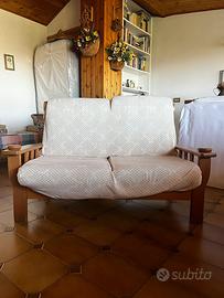 Divano in legno