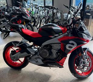 Moto Aprilia tuono 660 