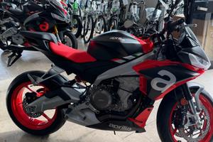 Moto Aprilia tuono 660 