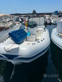 Gommone 7 mt con mercury 150 cv 4 tempi