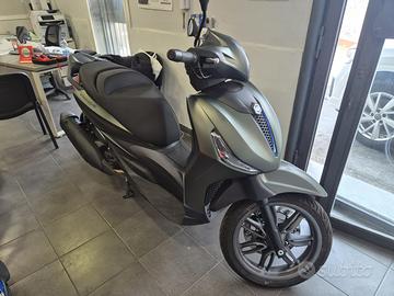 Piaggo beverly liberty medley vespa