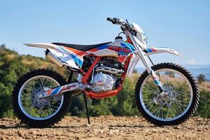 Cross Kayo 250