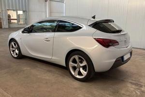 Opel Astra GTC 1.6 CDTI 110CV S&S 3 porte Cosmo