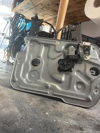 Motorino alzavetro quasqai