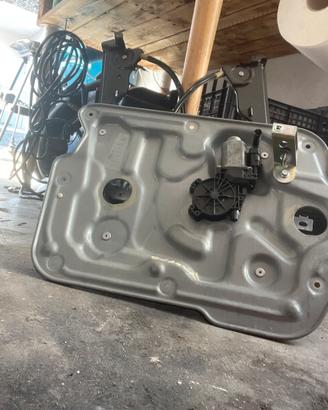 Motorino alzavetro quasqai