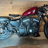 Harley Davidson 883 Iron Bobber