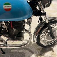 Laverda 750 protar