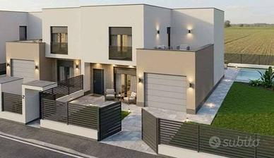 Villa di 140 m² con 4 locali e box auto a Caselle 