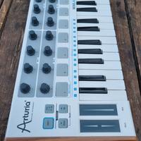 Arturia Minilab Midi Controller
