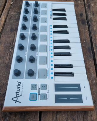 Arturia Minilab Midi Controller
