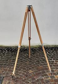 Cavalletto per strumenti