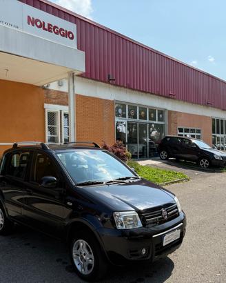 Fiat Panda 1.3 MJT 16V DPF 4x4 Climbing