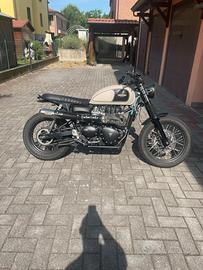 Triumph scrambler efi custom