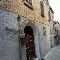 Appartamento a Mombaroccio (PU)