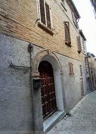 Appartamento a Mombaroccio (PU)