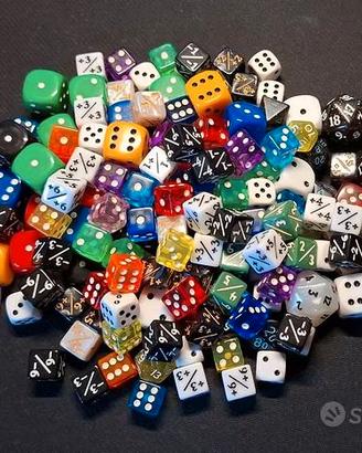 Lotto Dadi "D&D" e altri giochi da tavolo