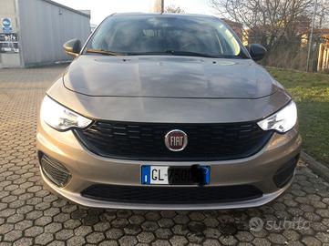 tipo 1400 benzina e gas IVA esposta