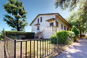 Appartamento a Valsamoggia Via Bortolani 3 locali