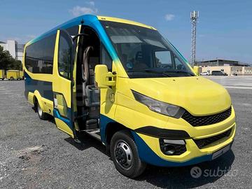 Minibus Iveco Ferqui (alimentazione CNG)