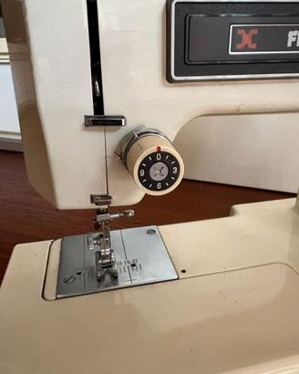 Macchina da cucire FEMAC 440 vintage funzionante
