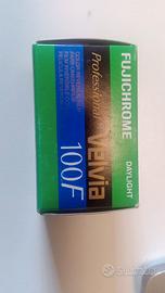 Rullino velvia 100F scaduta nel 2005