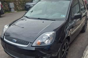 Ford Fiesta TDCi 1.4 - Ideale per neo-patentati